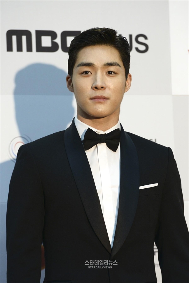 seo ha joon khoe hang